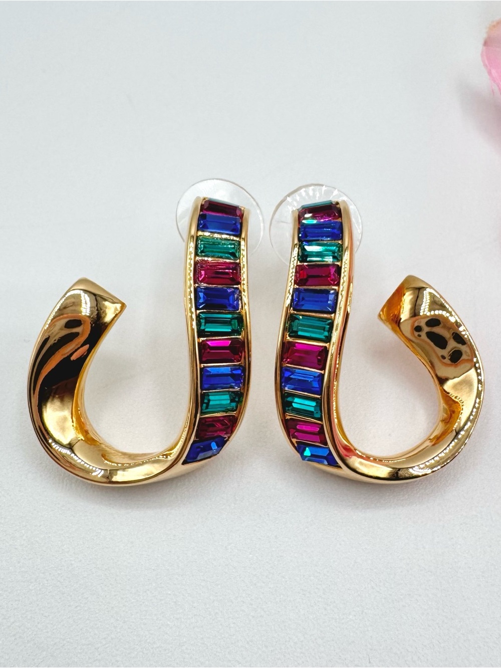 Vintage Swarovski Rainbow Baguette Ribbon Twisted J Hoop Earrings Swan Signed